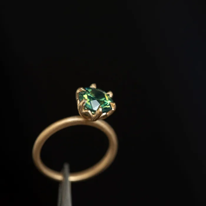 255ct Round Sapphire Six Prong Lotus Solitaire in Satin 18k Yellow Gold Anueva Jewelry PreStyled Sets