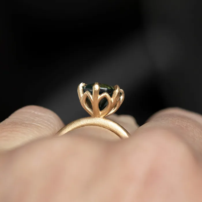 255ct Round Sapphire Six Prong Lotus Solitaire in Satin 18k Yellow Gold Anueva Jewelry PreStyled Sets