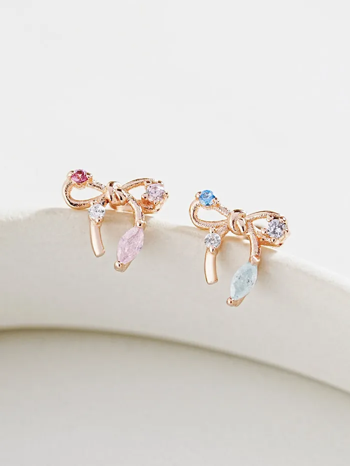 925 Silver Color Cubic Ribbon Cartilage Earring 20G MinimalBijoux Earrings 925 Silver Color Cubic Ribbon Cartilage Earring 20G MinimalBijoux Earrings
