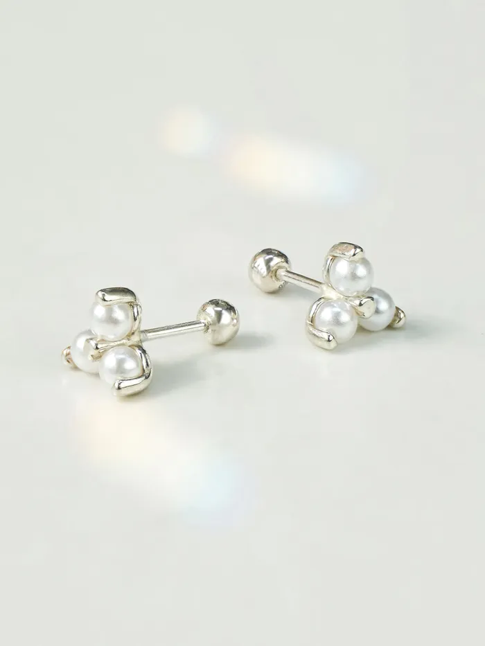 925 Silver Triangle Pearl Cartilage Earring 20G MinimalBijoux Earrings