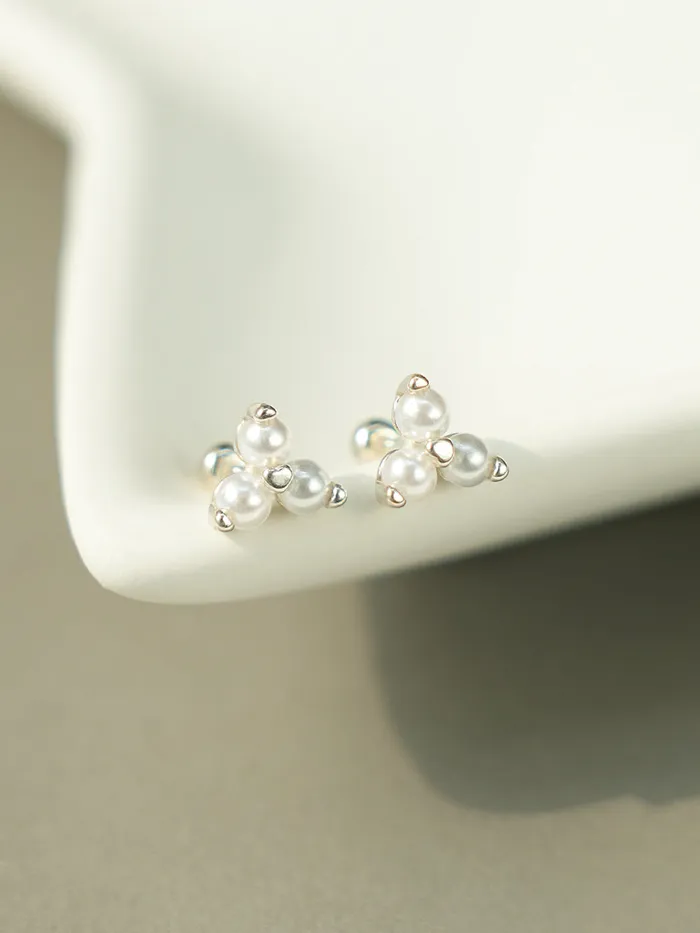 925 Silver Triangle Pearl Cartilage Earring 20G MinimalBijoux Earrings