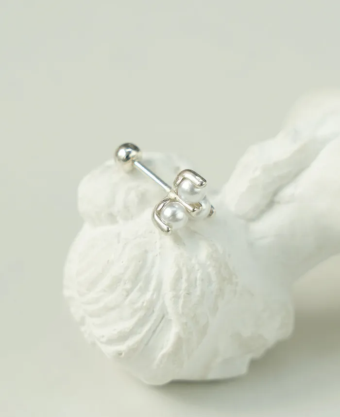 925 Silver Triangle Pearl Cartilage Earring 20G MinimalBijoux Earrings