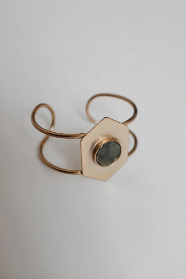 Bracelets collectionno2 VINTAGE GOLD BRACELET WITH GREY STONE
