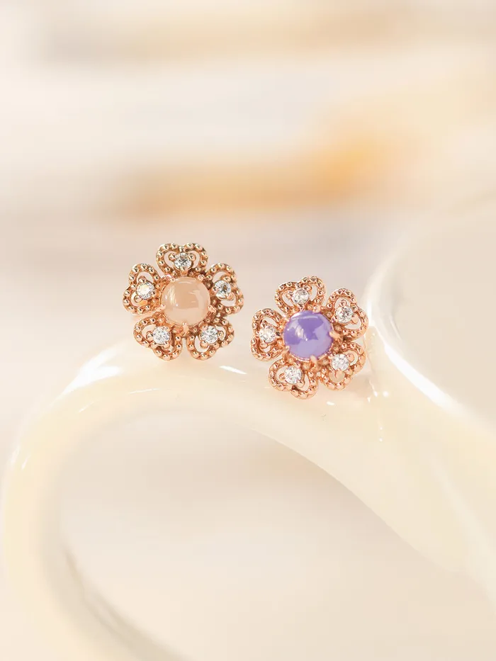Earrings MinimalBijoux 14K Gold Antique Gemstone Flower Cartilage Earring 18G16G