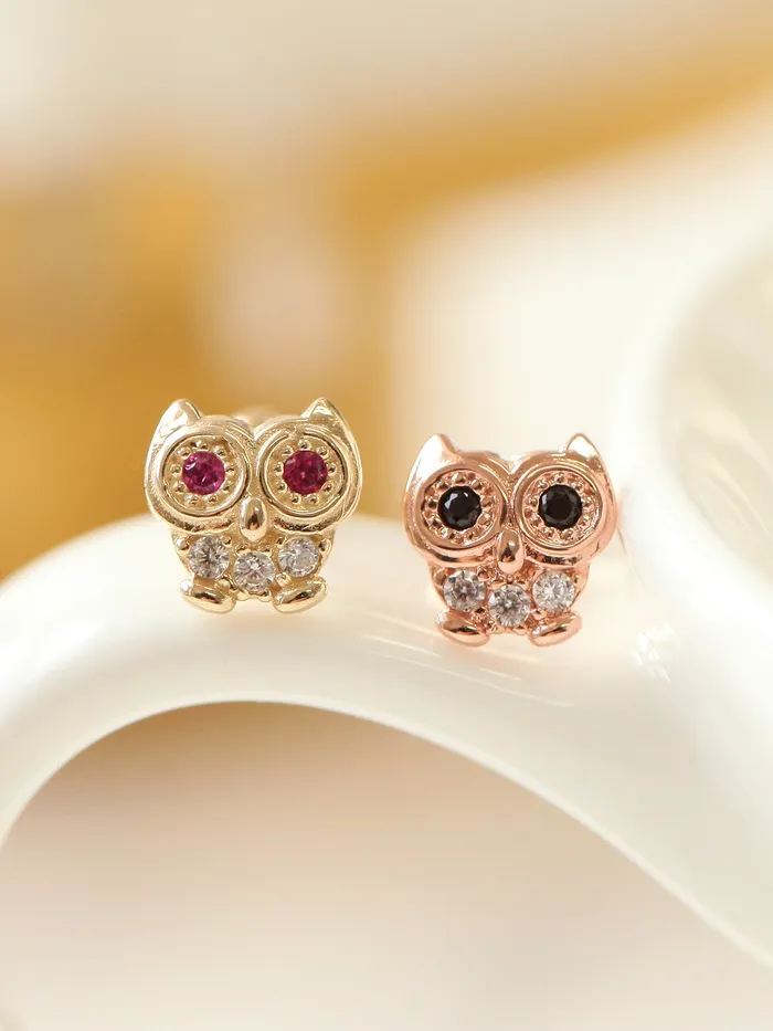 Earrings MinimalBijoux 14K Gold Cubic Owl cartilage earring 20g