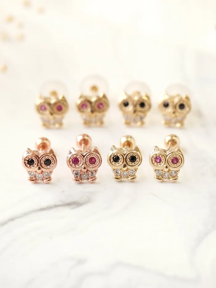 Earrings MinimalBijoux 14K Gold Cubic Owl cartilage earring 20g