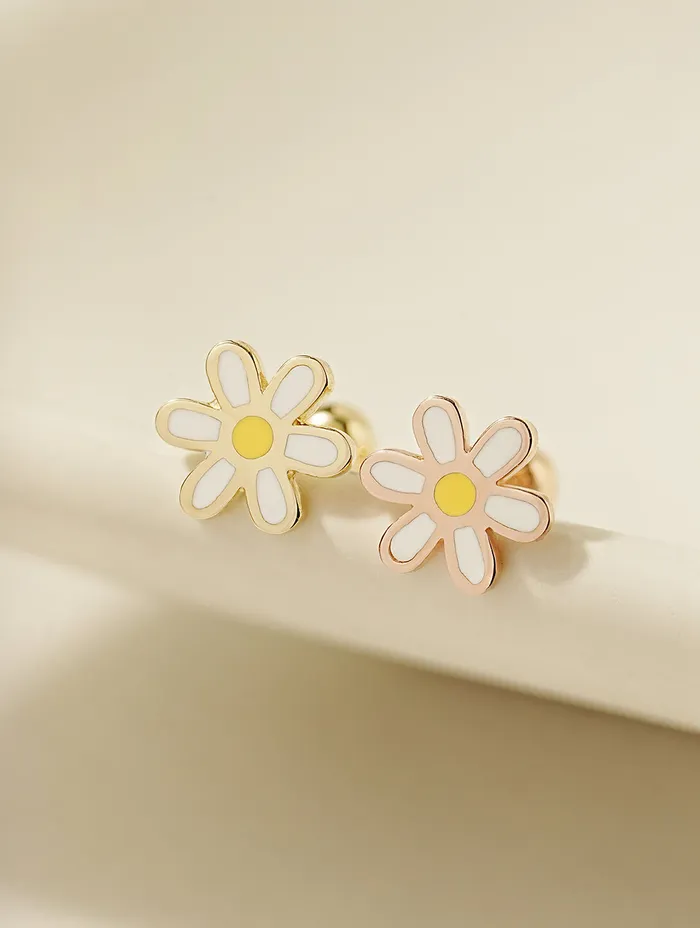 Earrings MinimalBijoux 14K Gold Enamel Simple Daisy Cartilage Earring 20G