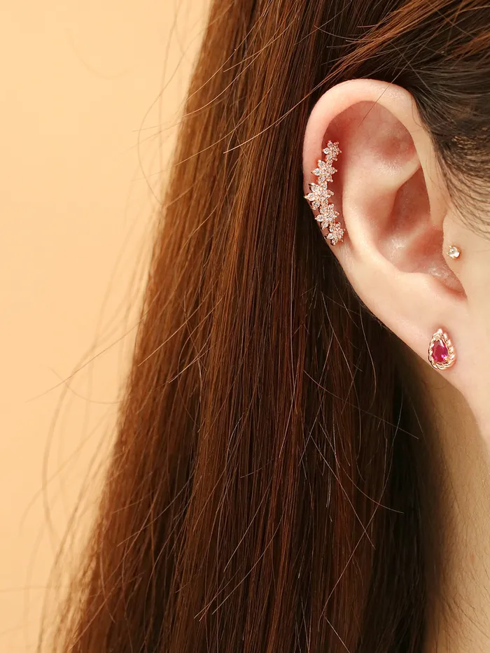 Earrings MinimalBijoux 14K Gold Garland Cubic Flower Cartilage Earring 20G18G16G