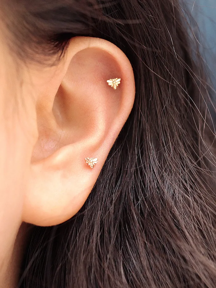 Earrings MinimalBijoux 14K Gold Mini Bee Cartilage Earring 20G18G16G