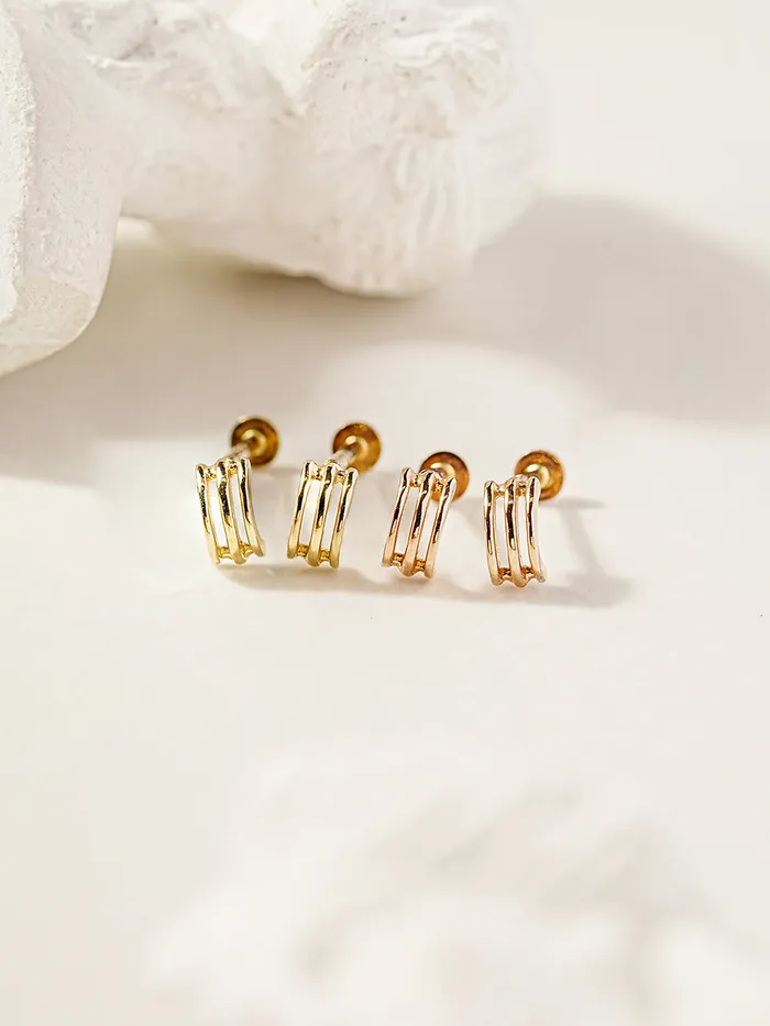 Earrings MinimalBijoux 14K Gold Minimi Triple line half hoop Internally Threaded Labret Piercing 18G16G