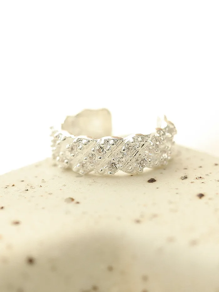 Earrings MinimalBijoux 925 Silver Twist Cubic Ear Cuff