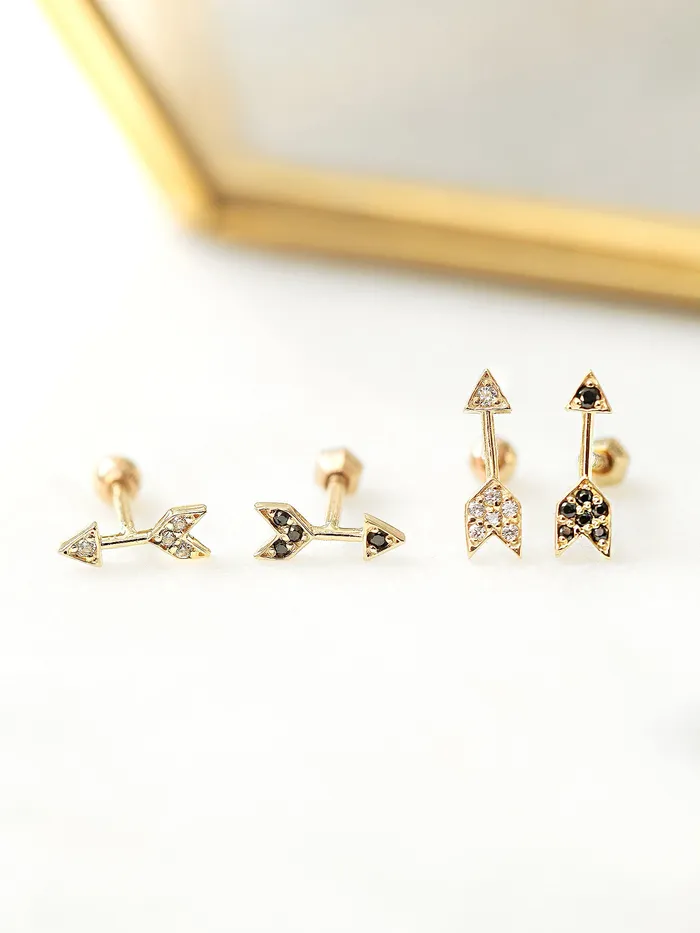 MinimalBijoux Earrings 14K Gold Arrow Cartilage Earring 18g16g