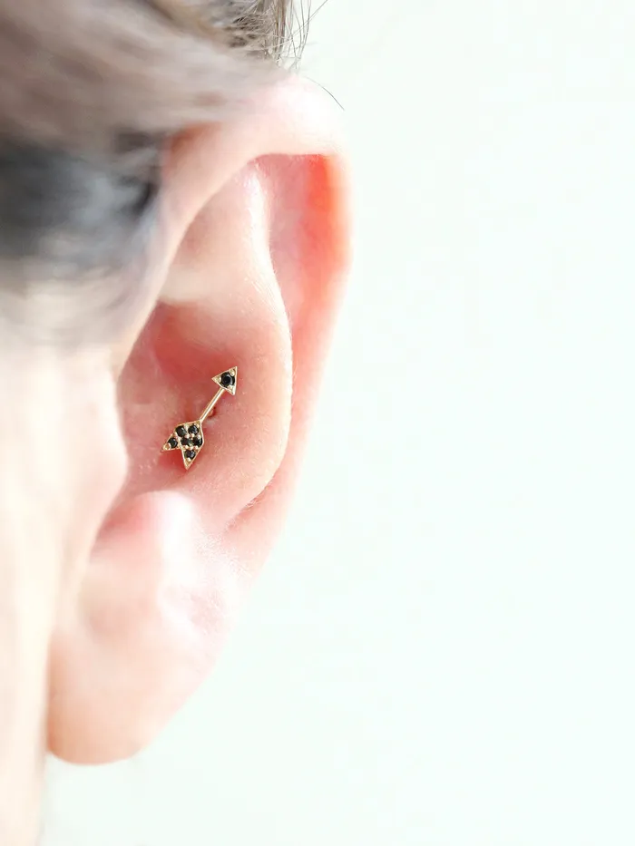 MinimalBijoux Earrings 14K Gold Arrow Cartilage Earring 18g16g