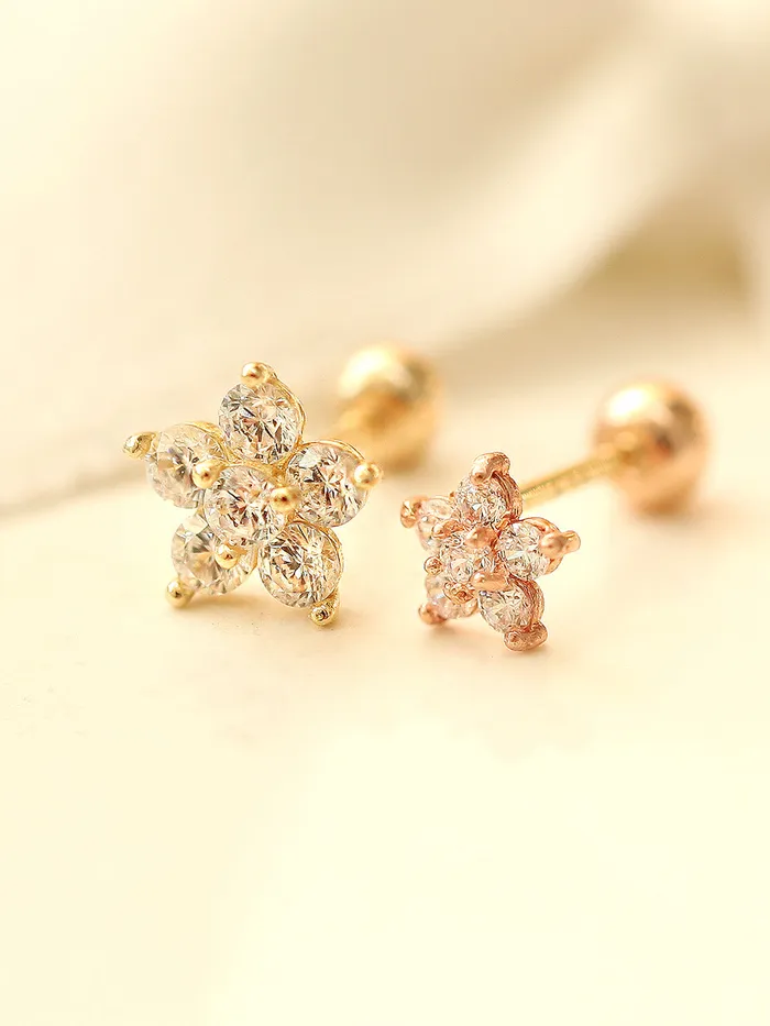 MinimalBijoux Earrings 14K gold Best Flower cartilage earring 20g