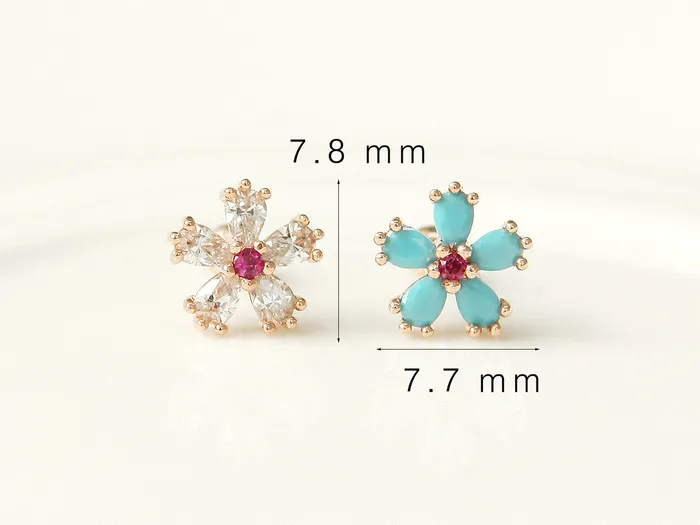 MinimalBijoux Earrings 14K Gold Cosmos Cartilage Earring 18g16g