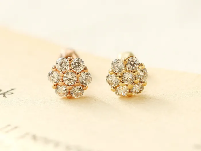 MinimalBijoux Earrings 14K Gold Crystal CZ Cartilage earring 18g16g