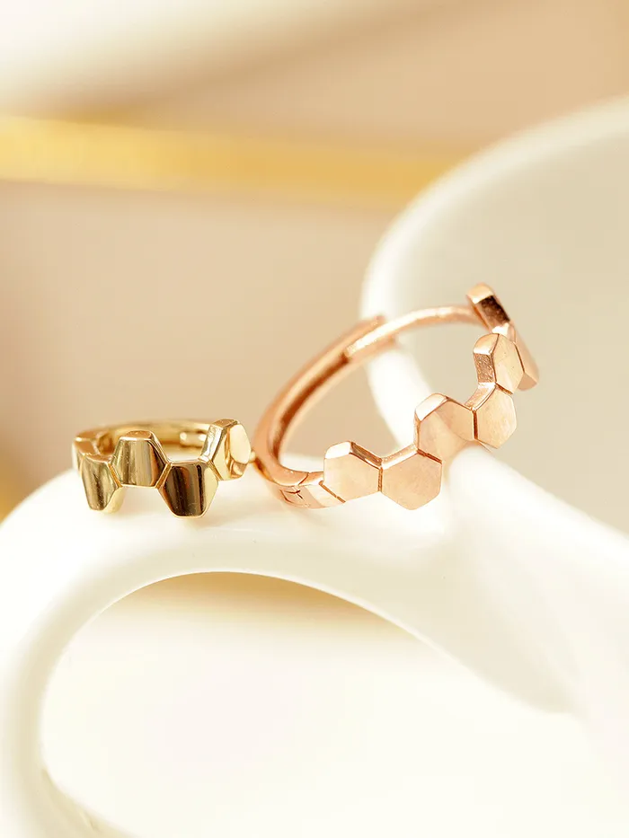 MinimalBijoux Earrings 14K Gold Honeycomb Hoop Earring