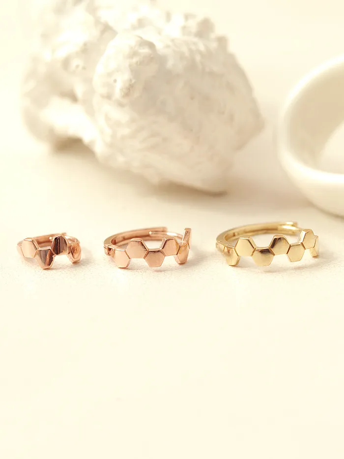 MinimalBijoux Earrings 14K Gold Honeycomb Hoop Earring