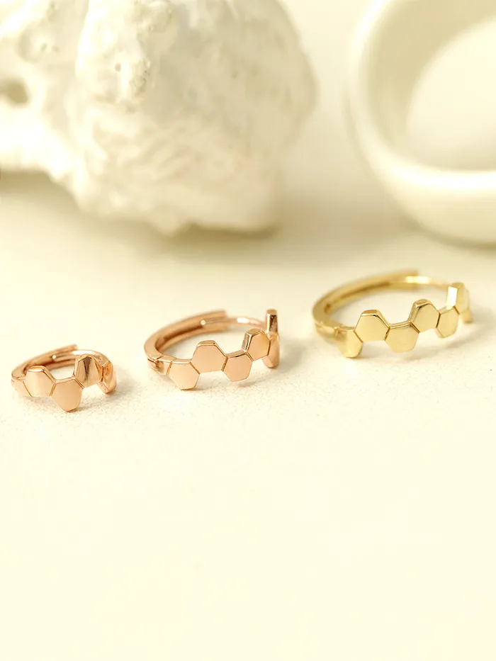 MinimalBijoux Earrings 14K Gold Honeycomb Hoop Earring