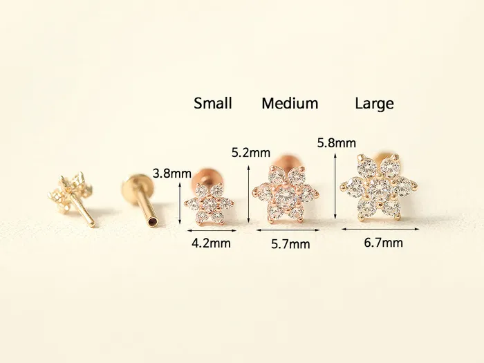 MinimalBijoux Earrings 14K gold Lovely Flower Internally Threaded Labret Piercing 18g16g