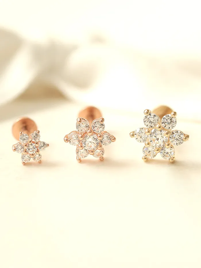 MinimalBijoux Earrings 14K gold Lovely Flower Internally Threaded Labret Piercing 18g16g