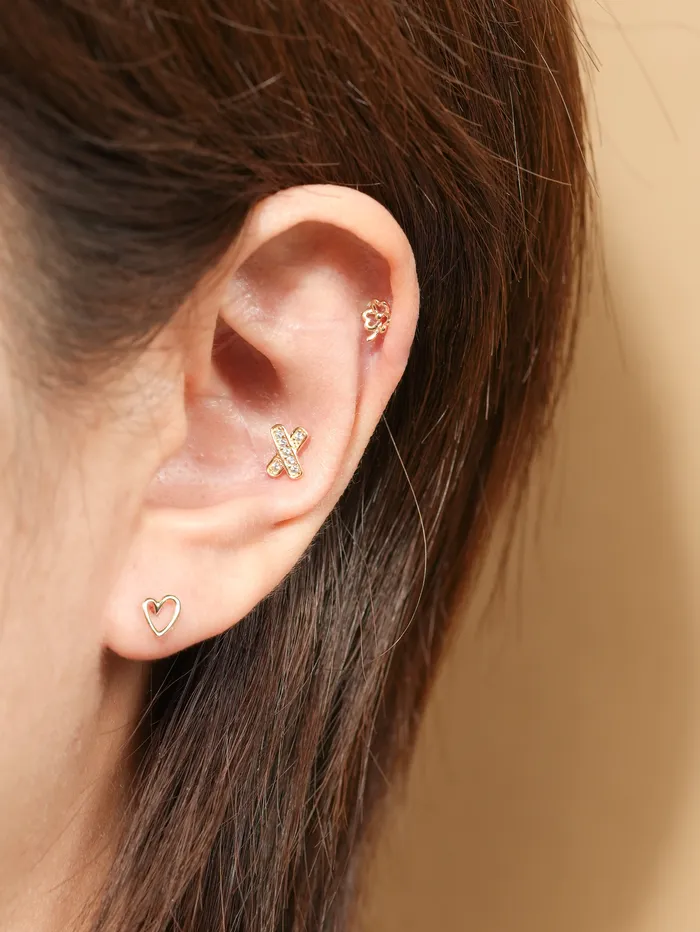 MinimalBijoux Earrings 14K Gold Pure Line Cartilage Earring 20G