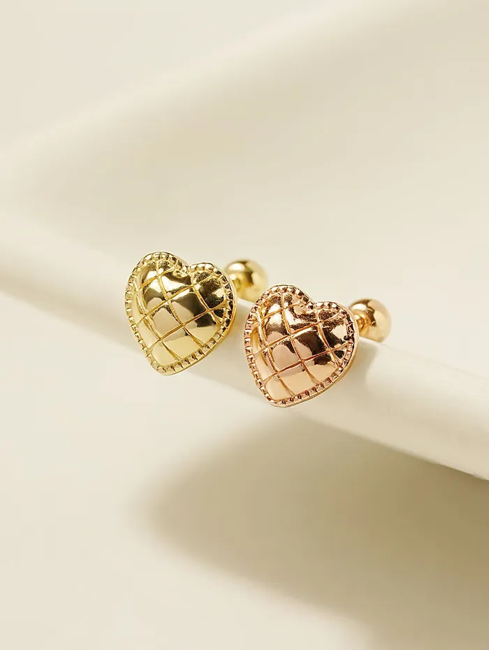 MinimalBijoux Earrings 14K Gold Quilting Heart Cartilage Earring 20G