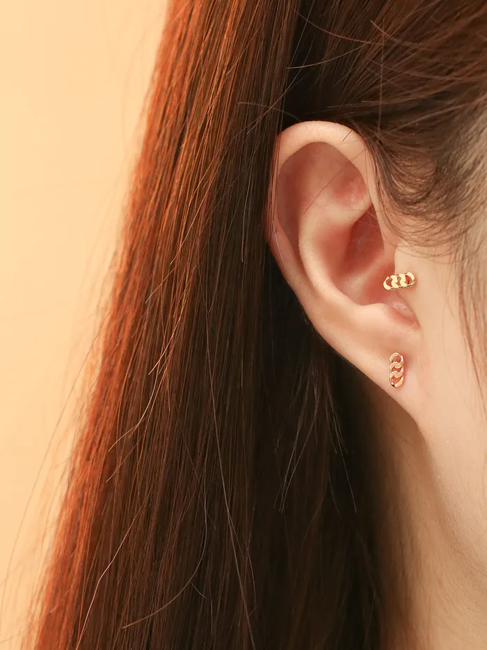 MinimalBijoux Earrings 14K Gold Simple Chain Cartilage Earring 20G