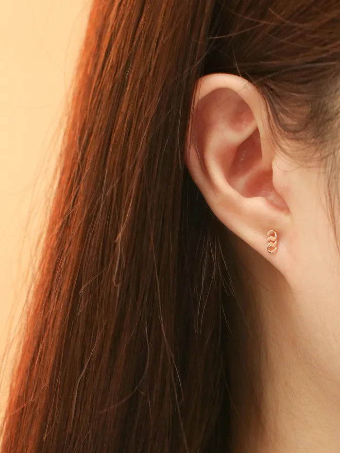 MinimalBijoux Earrings 14K Gold Simple Chain Cartilage Earring 20G