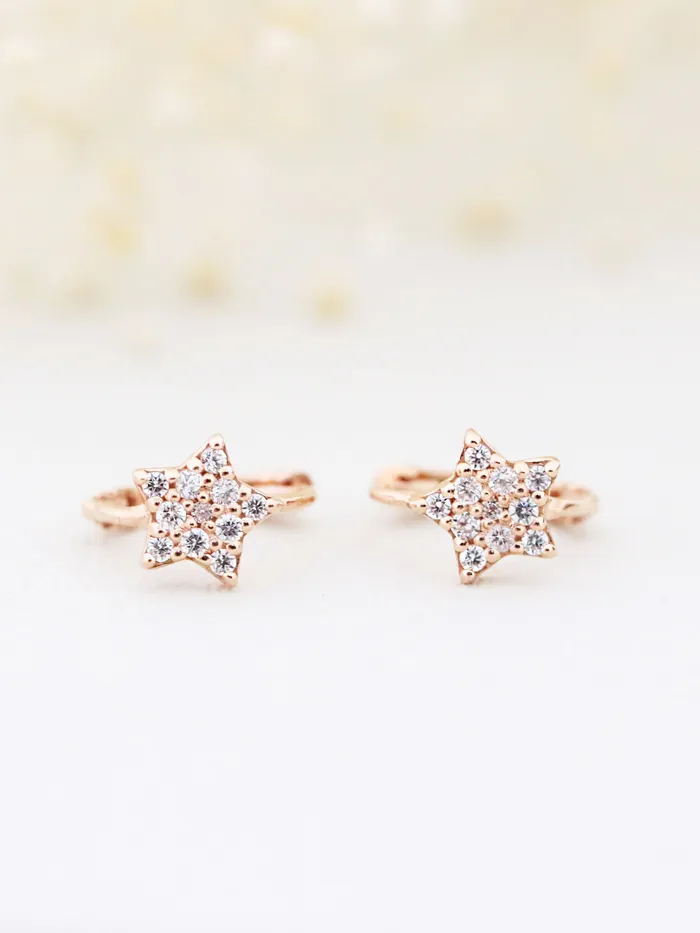 MinimalBijoux Earrings 14K Gold Star Hoop Earring