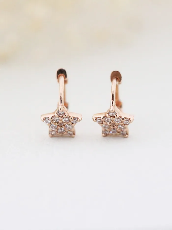 MinimalBijoux Earrings 14K Gold Star Hoop Earring