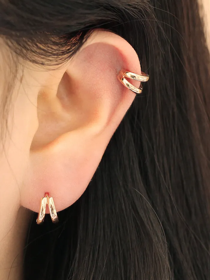 MinimalBijoux Earrings 14K Gold Two Line Hoop Earring
