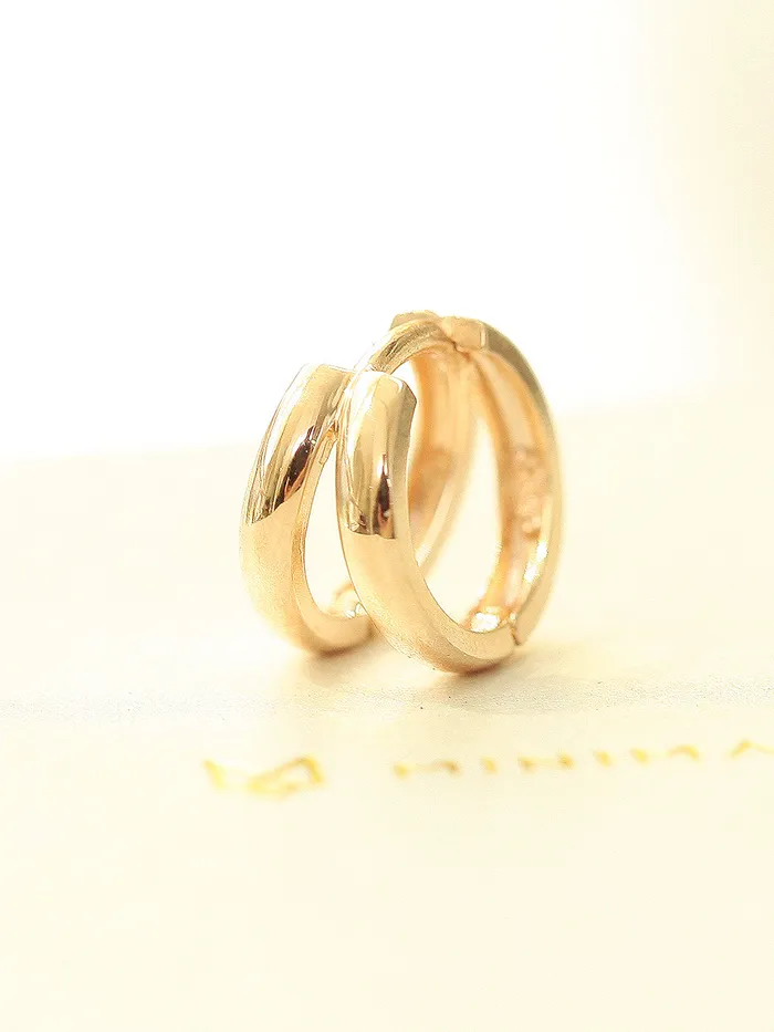 MinimalBijoux Earrings 14K Gold Two Line Hoop Earring