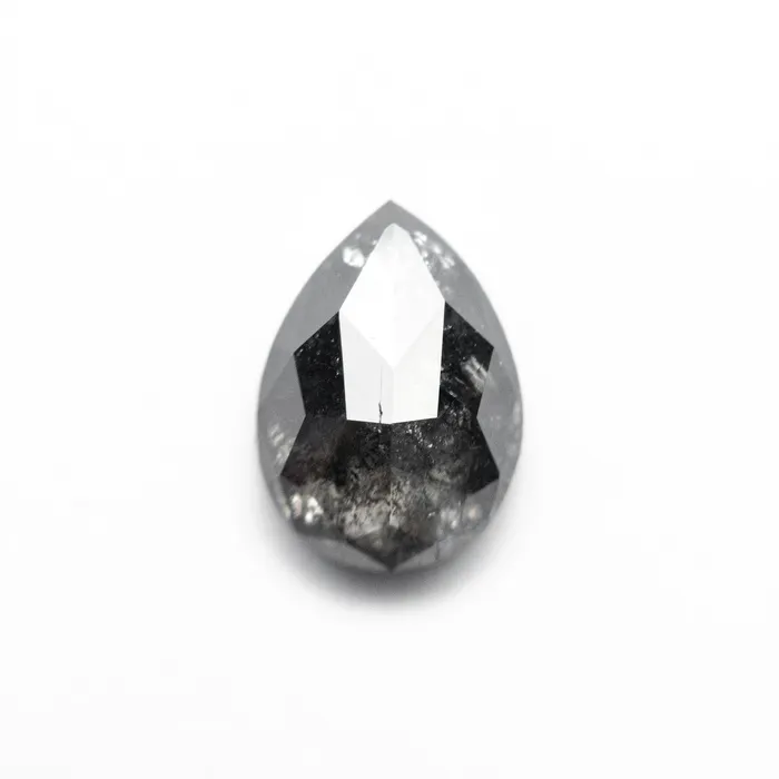 Misfit Diamonds Rings 205ct 953x686x403mm Pear Double Cut 2383717