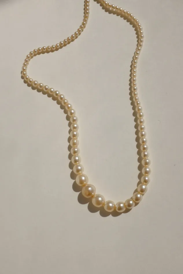MOTHER OF PEARL VINTAGE NECKLACE collectionno2 Necklaces