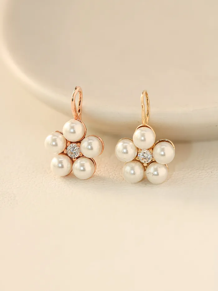 Necklaces MinimalBijoux 14K 18K Gold Lovely Pearl Flower Cubic Pendant Necklace