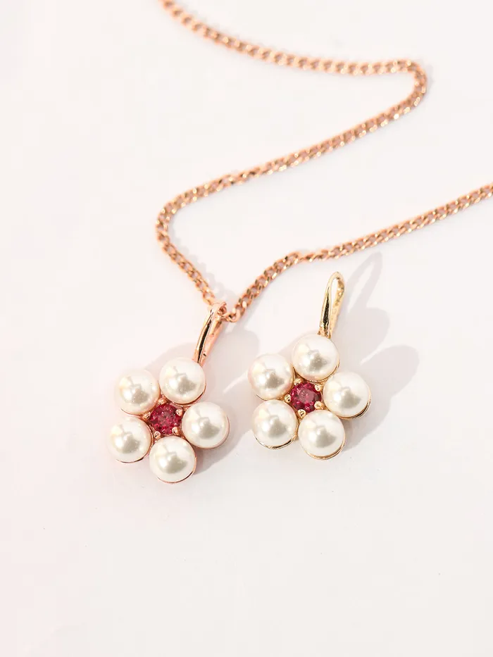 Necklaces MinimalBijoux 14K 18K Gold Lovely Pearl Flower Cubic Pendant Necklace