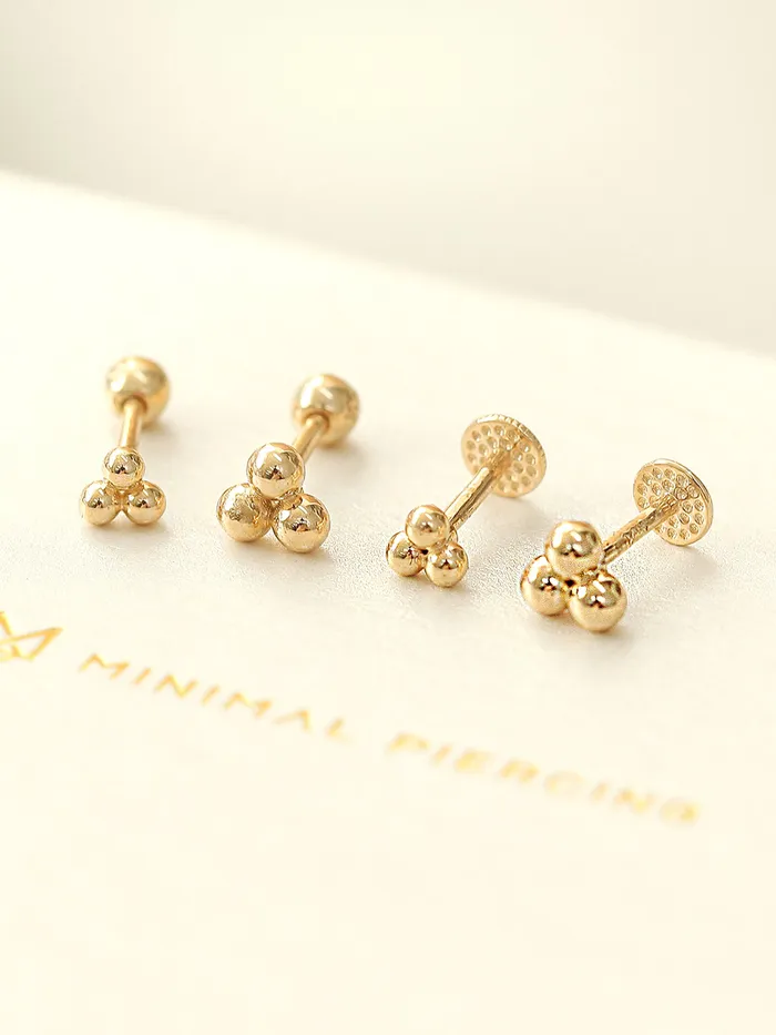 PreStyled Sets MinimalBijoux 14K Gold Triangle Ball Labret Piercing SM 18G16G PreStyled Sets MinimalBijoux 14K Gold Triangle Ball Labret Piercing SM 18G16G