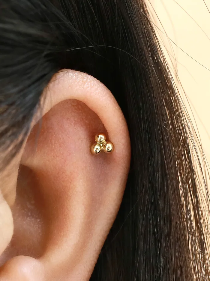 PreStyled Sets MinimalBijoux 14K Gold Triangle Ball Labret Piercing SM 18G16G