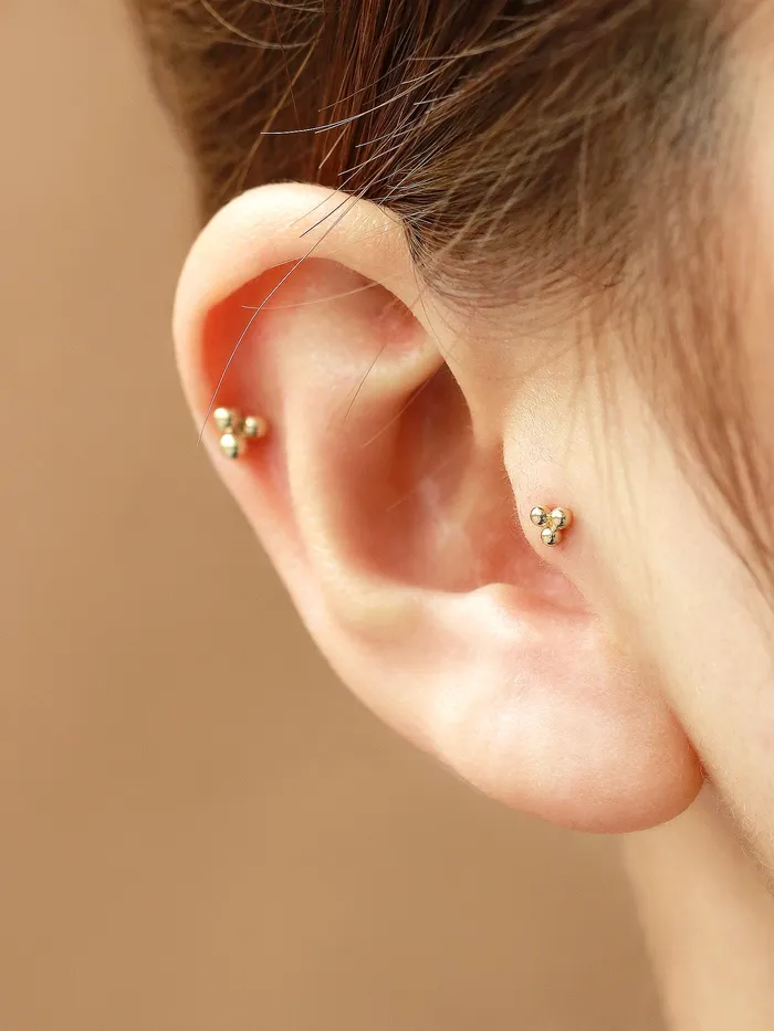 PreStyled Sets MinimalBijoux 14K Gold Triangle Ball Labret Piercing SM 18G16G