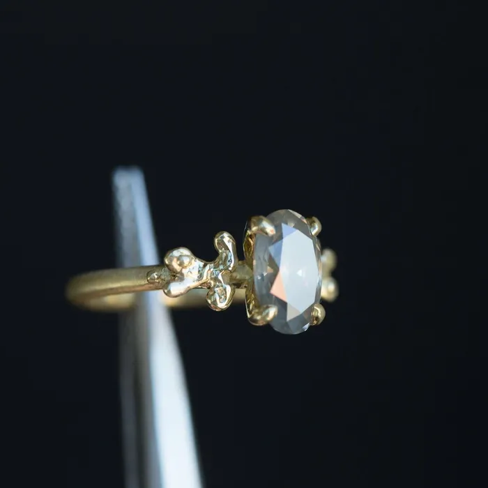 Rings Anueva Jewelry 214ct Oval Grey Diamond Prong Set Mermaid Solitaire Ring in 18k Yellow Gold