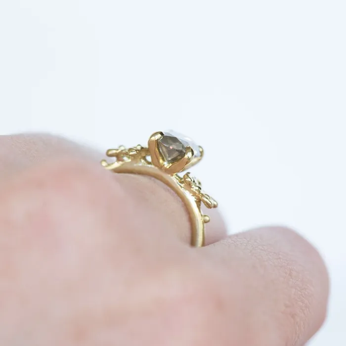 Rings Anueva Jewelry 214ct Oval Grey Diamond Prong Set Mermaid Solitaire Ring in 18k Yellow Gold