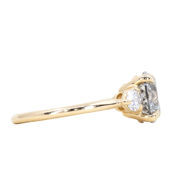 Rings Misfit Diamonds 253ct Round Grey Salt and Pepper and White Diamond Three Stone Ring in 14k Yellow Gold