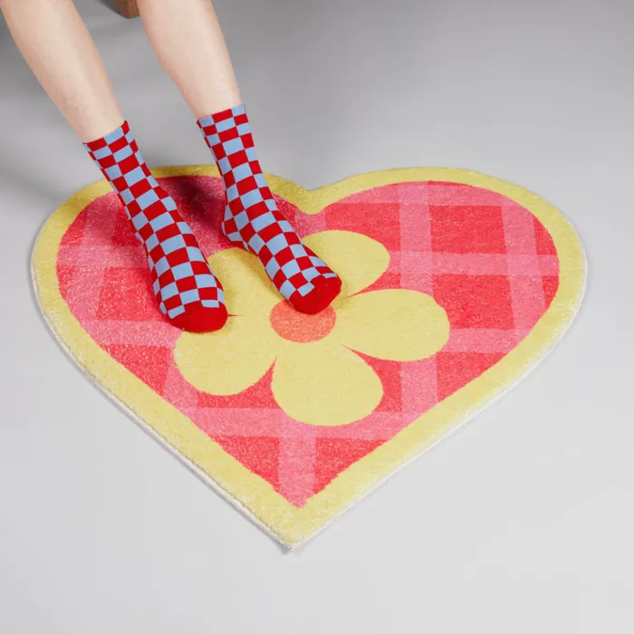 shopsnackbreak Necklaces La Fleur Plaid Heart Rug